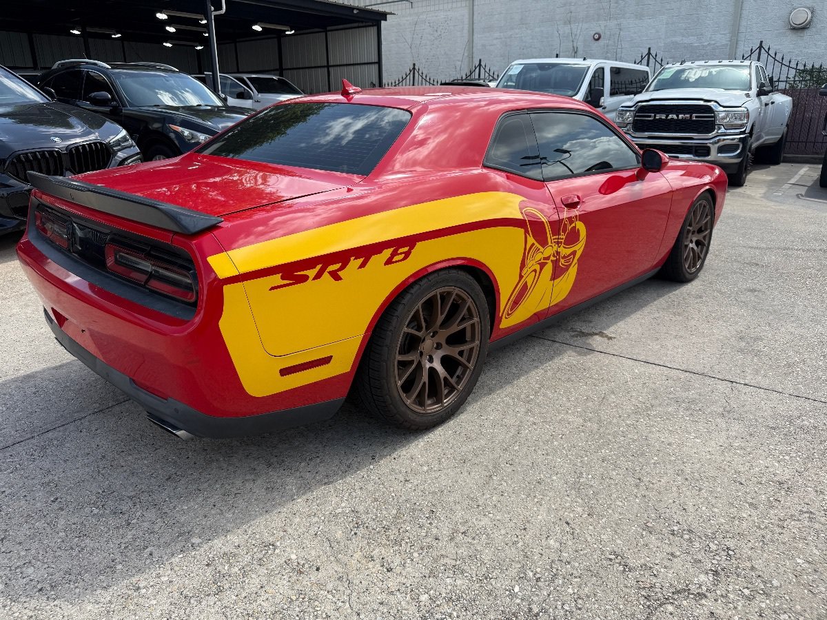 Used 2015 Dodge Challenger R/T Scat Pack RWD image 4