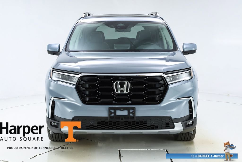 Used 2025 Honda Pilot Elite image 16