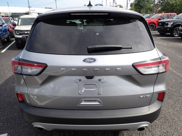 Used 2022 Ford Escape SE w/ Cold Weather Package image 7