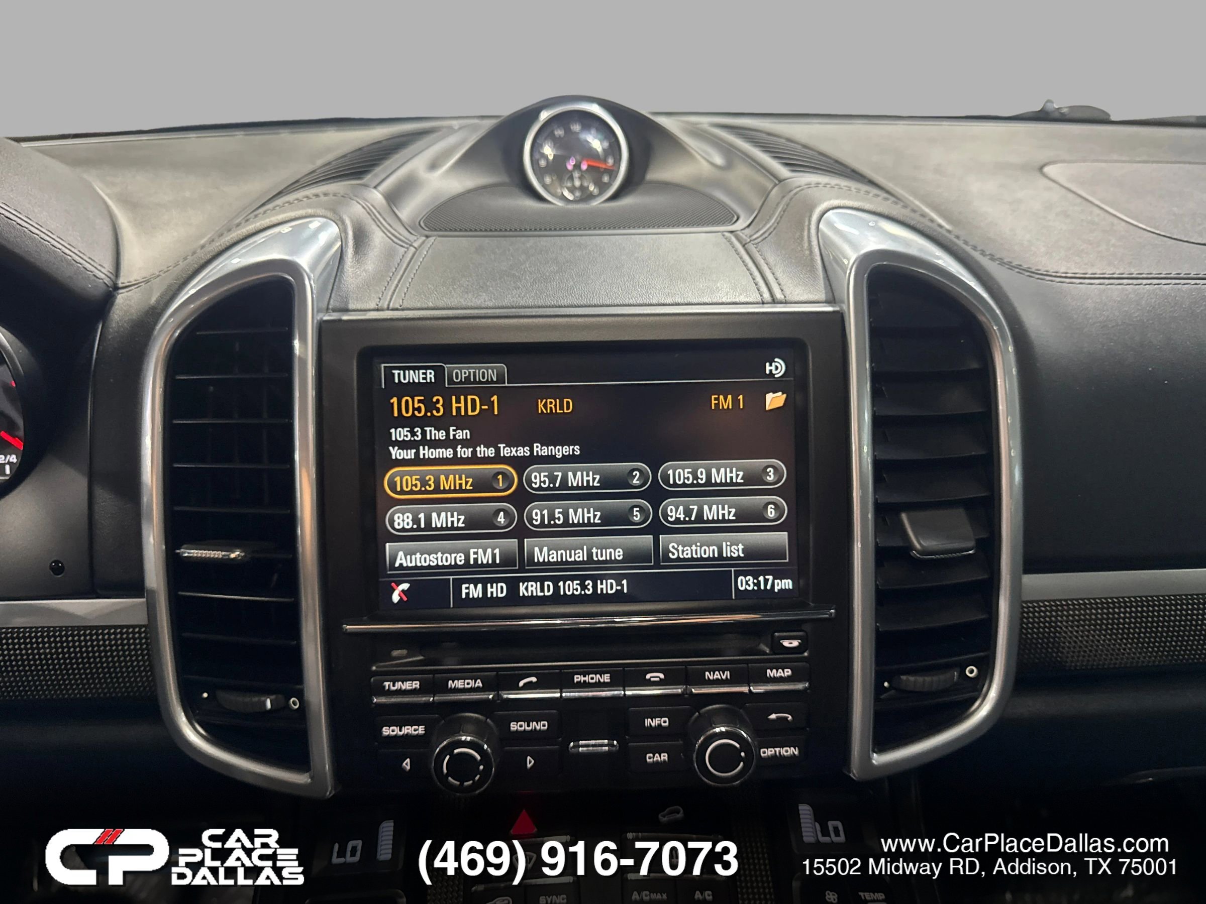 Used 2016 Porsche Cayenne GTS w/ Premium Package Plus image 31