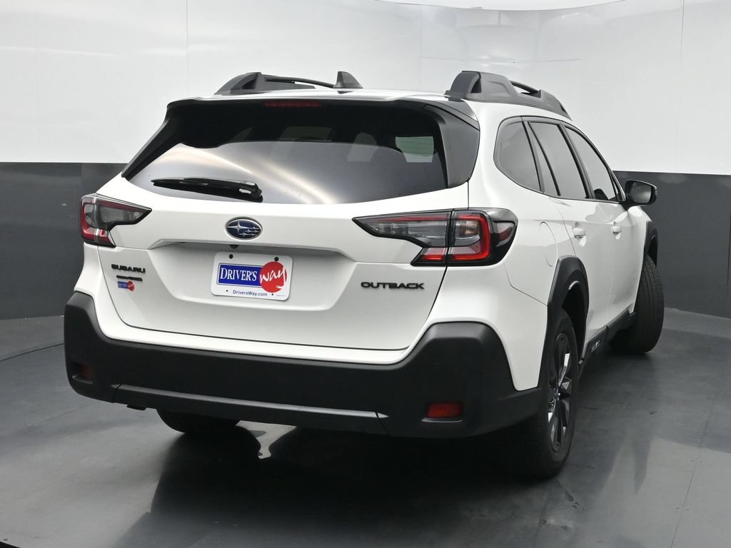 Used 2023 Subaru Outback Onyx Edition AWD/4WD image 39