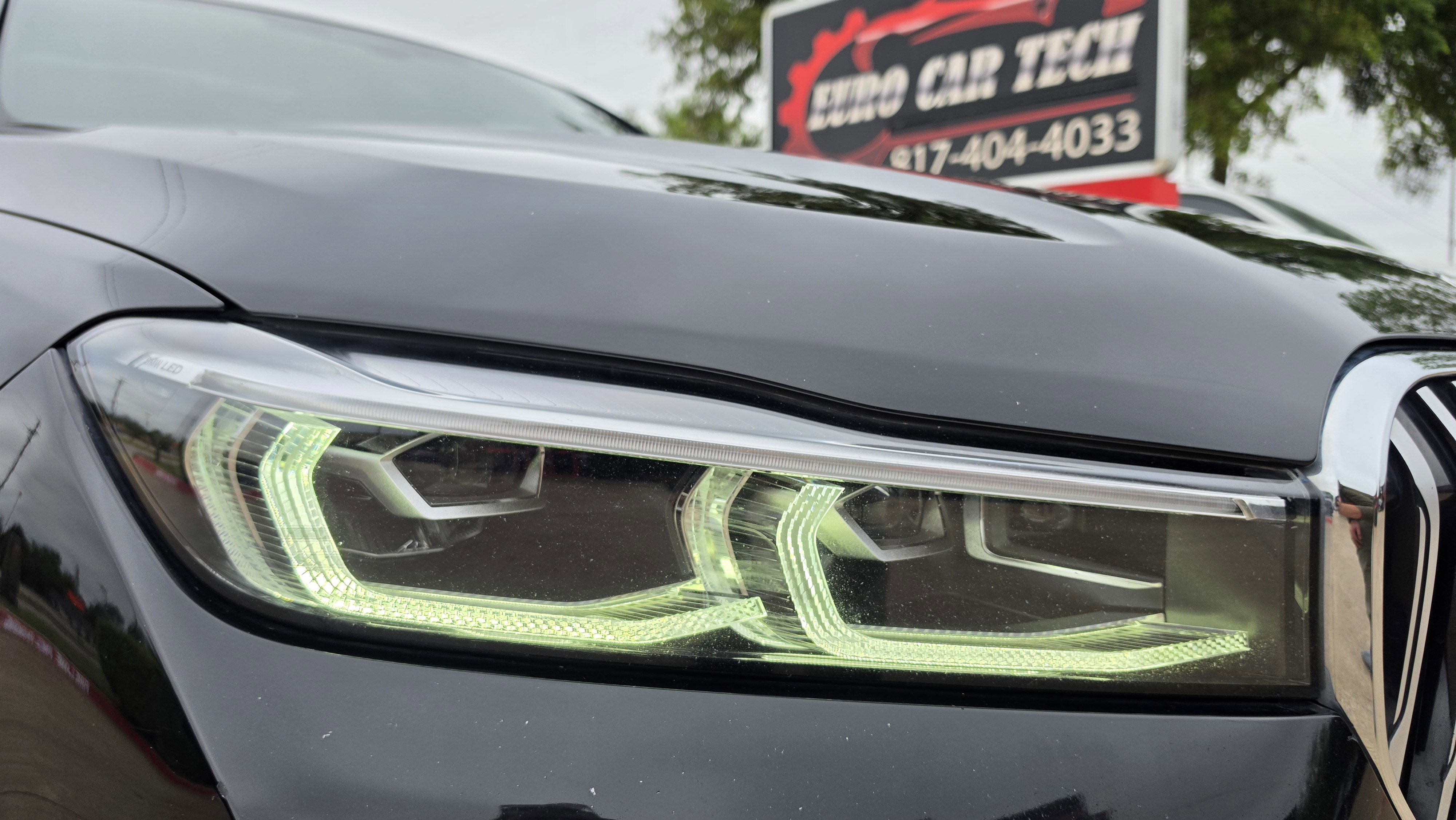 Used 2021 BMW 740i w/ M Sport Package image 12