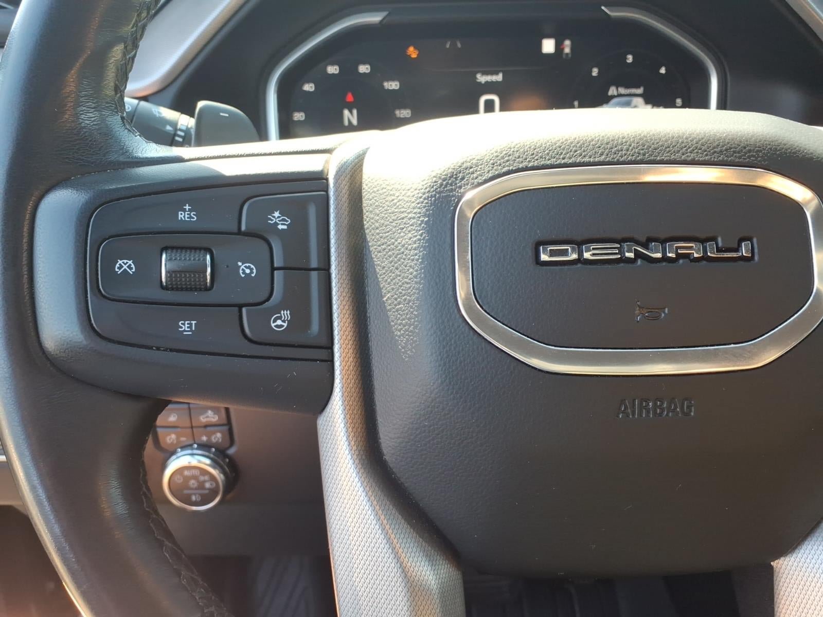 Used 2023 GMC Sierra 1500 Denali w/ Technology Package AWD/4WD image 24