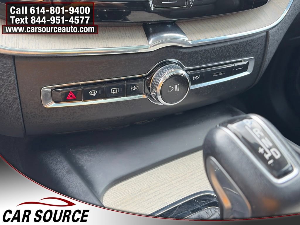 Used 2021 Volvo XC60 T5 Inscription w/ Advanced Package AWD/4WD image 21