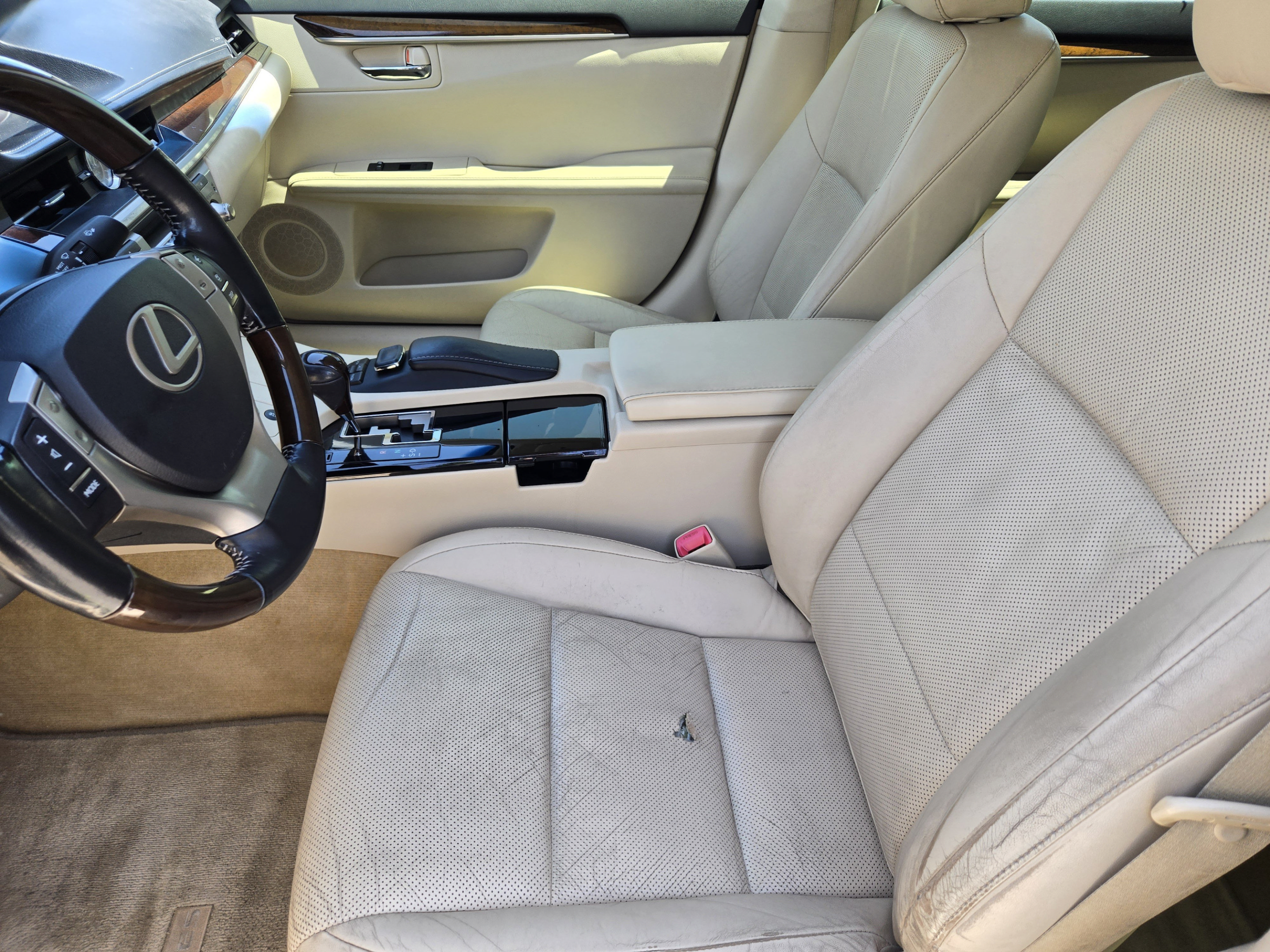 Used 2015 Lexus ES 350 w/ Luxury Package FWD image 9