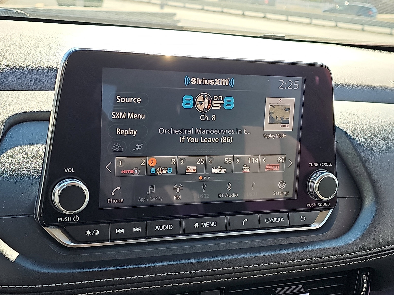 Used 2021 Nissan Rogue SV image 17