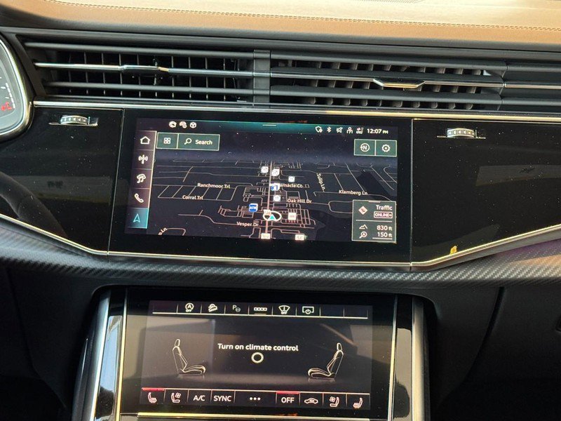 New 2025 Audi RS Q8 performance image 10