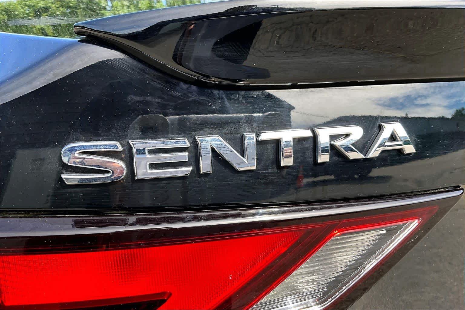 Used 2020 Nissan Sentra SR FWD image 10