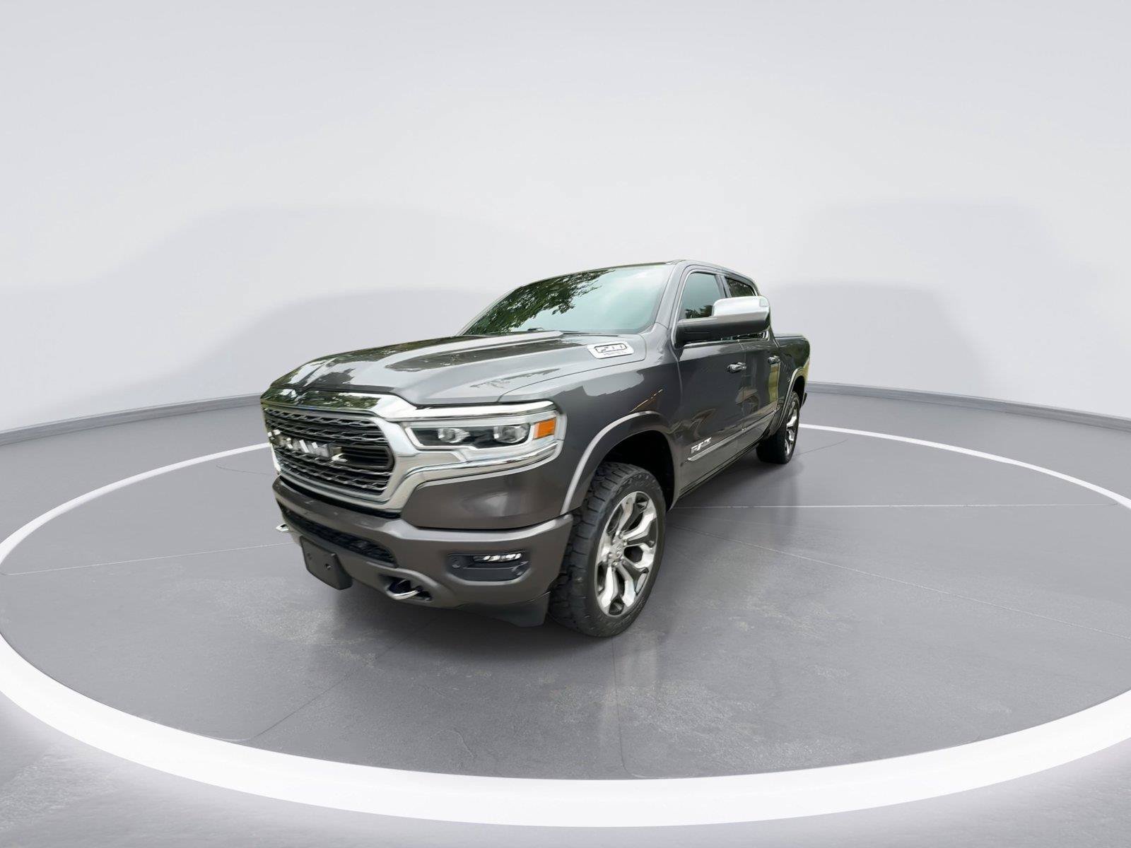 Used 2020 RAM 1500 Limited AWD/4WD image 2