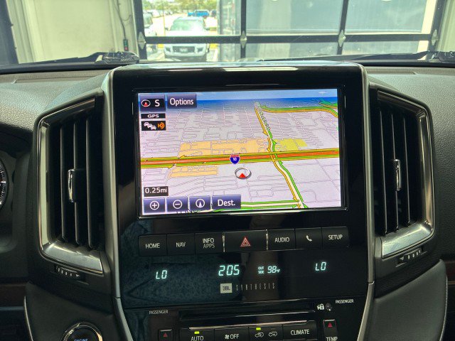 Used 2020 Toyota Land Cruiser AWD/4WD image 21