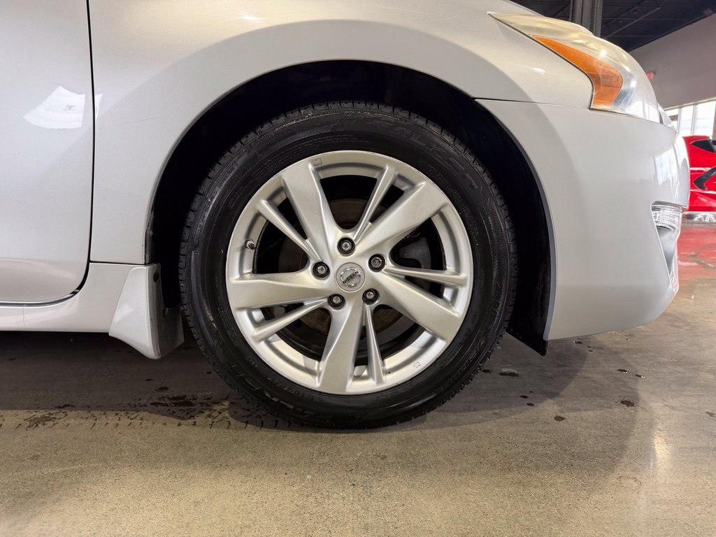 Used 2014 Nissan Altima 2.5 SL w/ Technology Package FWD image 25