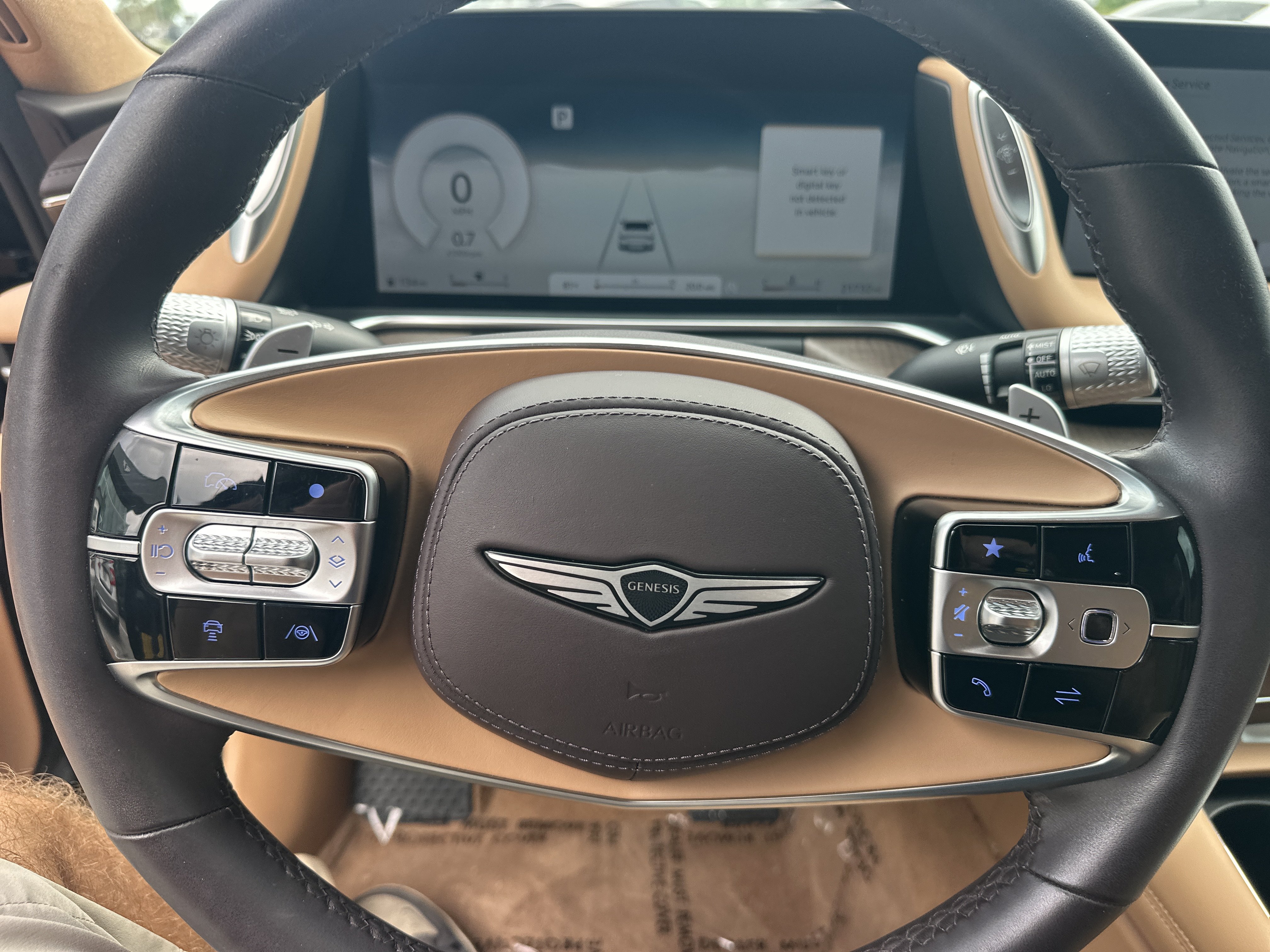 Certified 2025 Genesis G90 3.5T AWD/4WD image 16