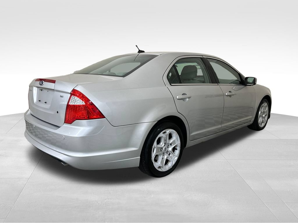 Used 2010 Ford Fusion SE FWD image 5