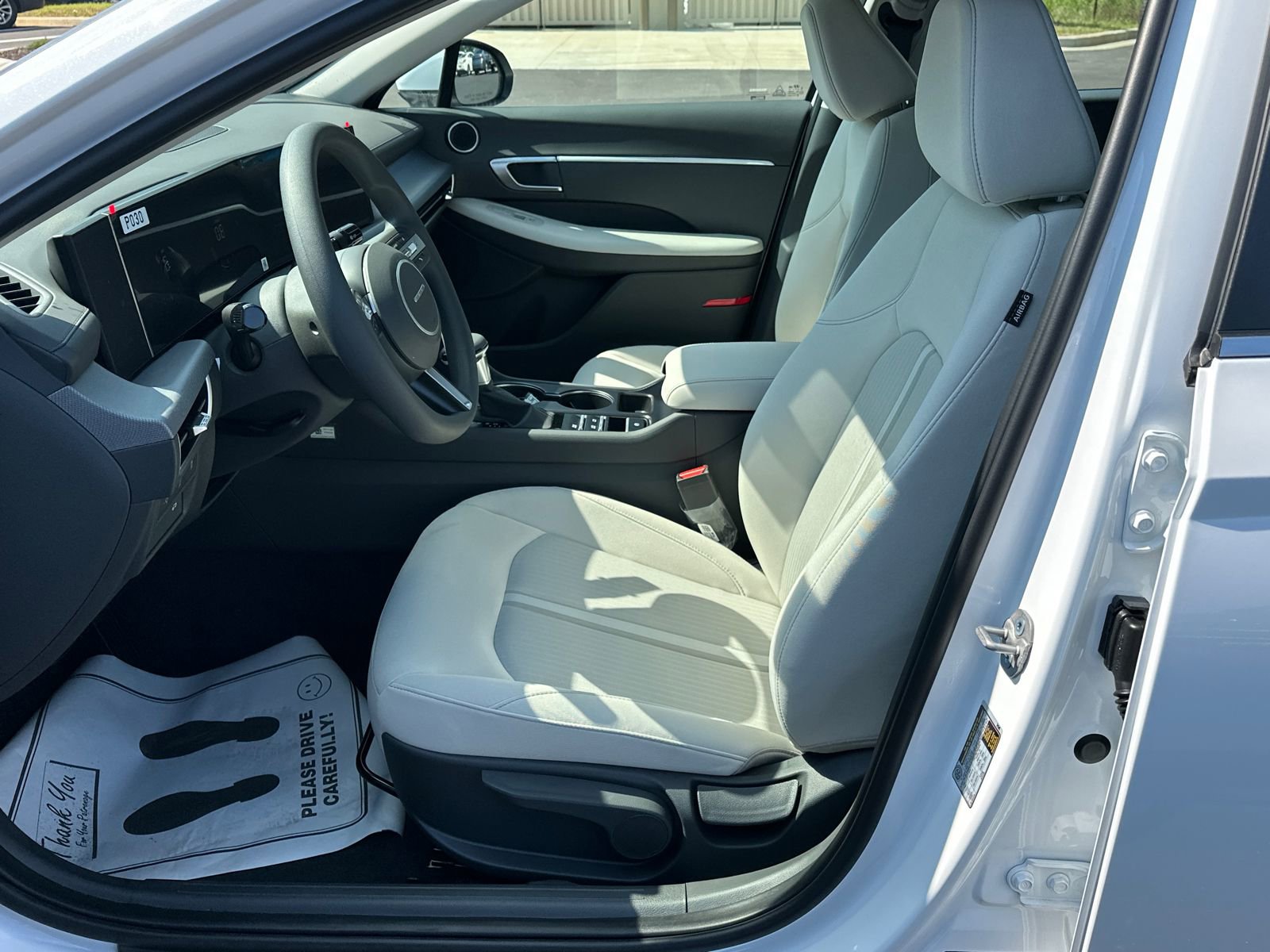 New 2025 Hyundai Sonata SE image 9