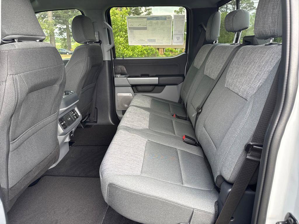New 2026 Ford F250 XLT w/ XLT Premium Package AWD/4WD image 41
