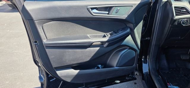 Used 2018 Ford Edge SE image 8