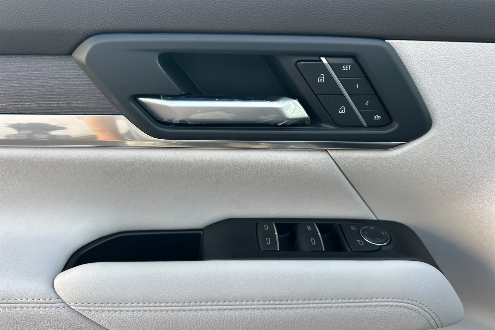New 2027 GMC Terrain Denali AWD/4WD image 9