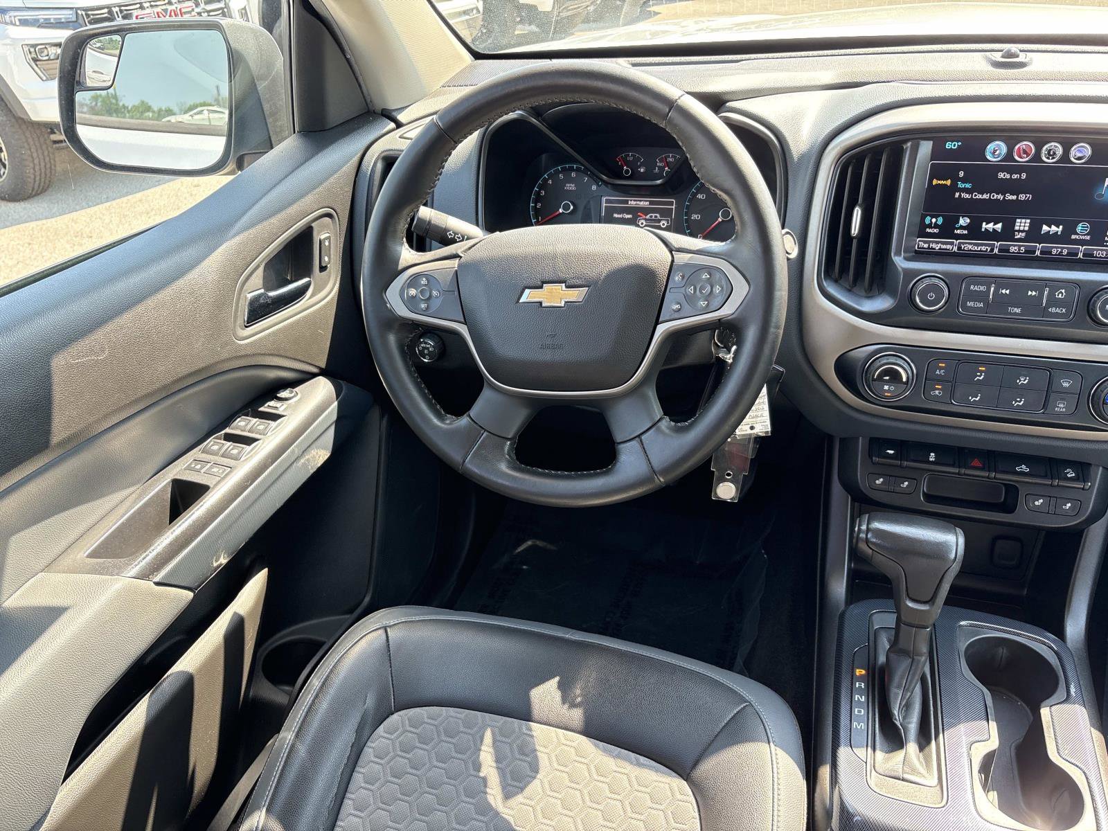 Used 2016 Chevrolet Colorado Z71 RWD image 23