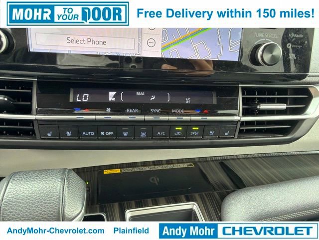 Used 2022 Toyota Sienna Limited AWD/4WD image 18