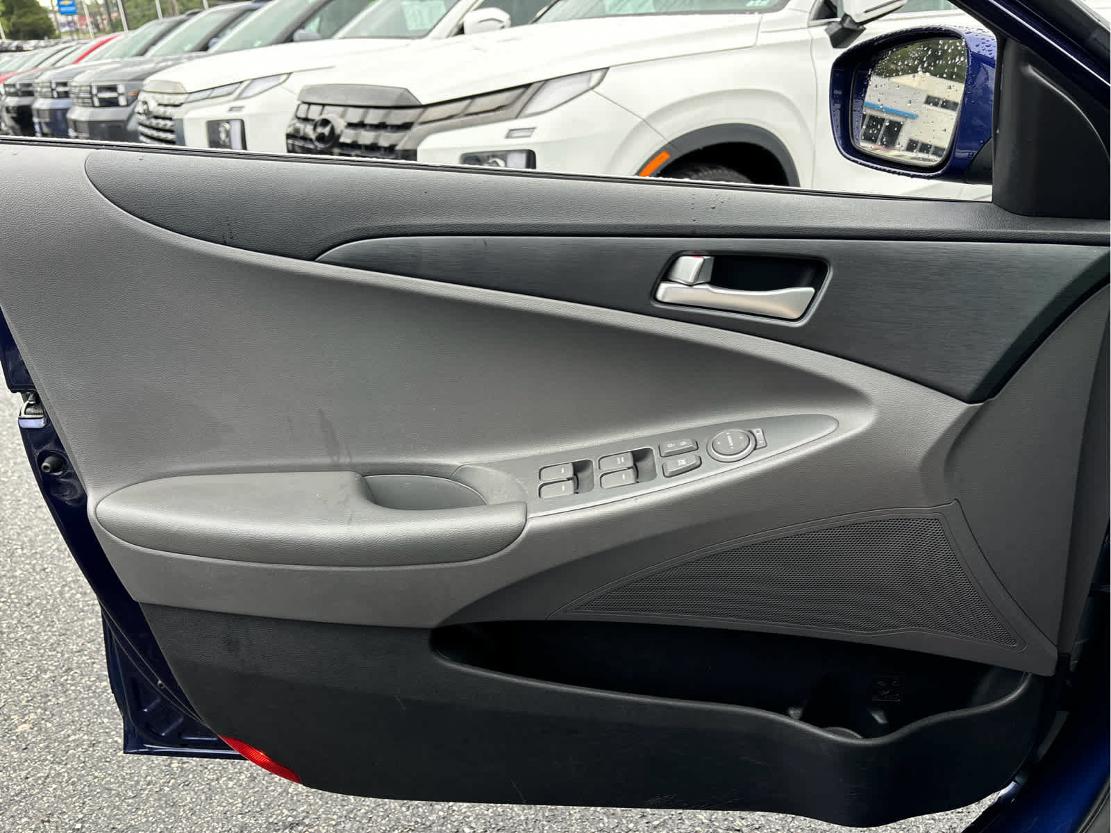 Used 2011 Hyundai Sonata GLS FWD image 17