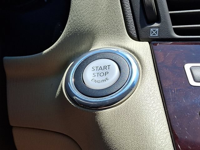 Used 2013 INFINITI M37 x w/ Premium Pkg AWD/4WD image 24