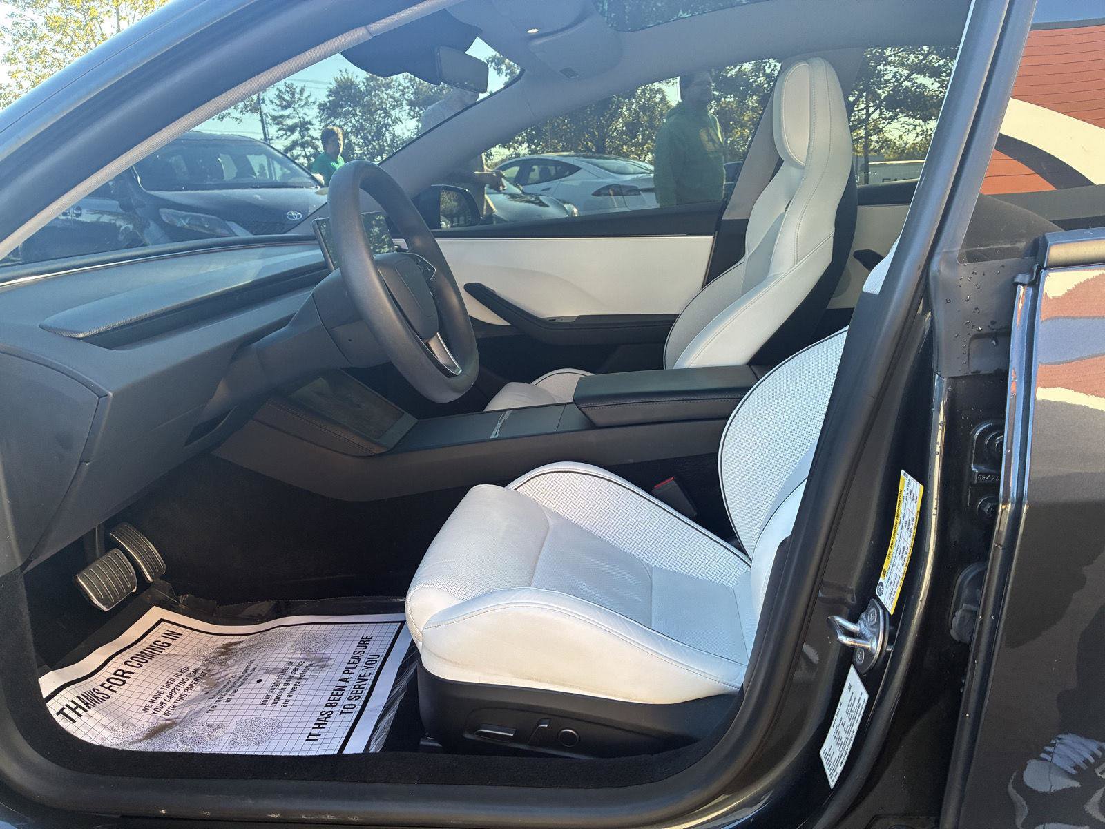 Used 2024 Tesla Model 3 Performance AWD/4WD image 17