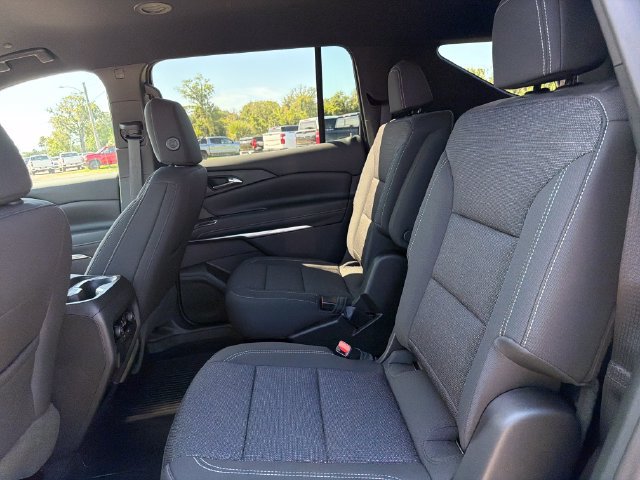 New 2027 Chevrolet Traverse LT w/ Midnight/Sport Edition FWD image 21
