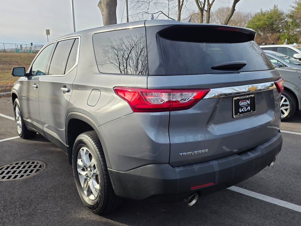 Used 2019 Chevrolet Traverse LS image 5