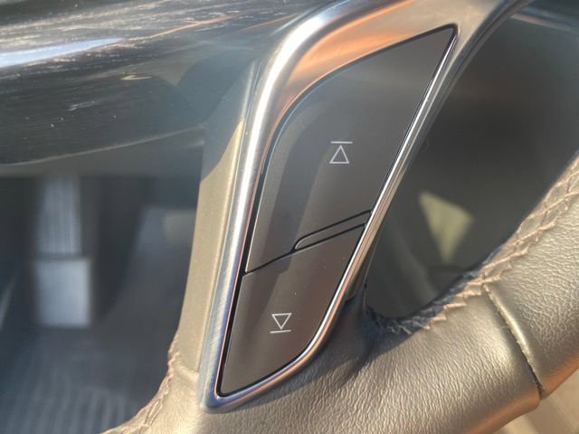 Used 2023 Cadillac XT5 Premium Luxury w/ LPO, Floor Liner Package AWD/4WD image 26