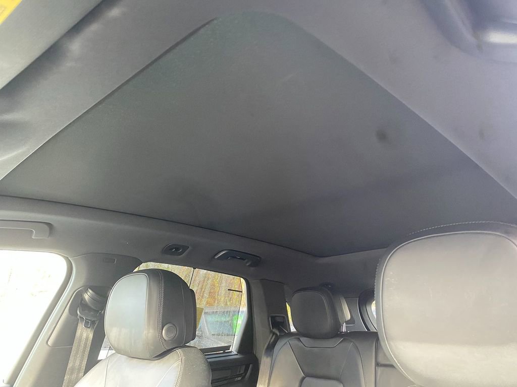 Used 2020 Porsche Cayenne S image 24