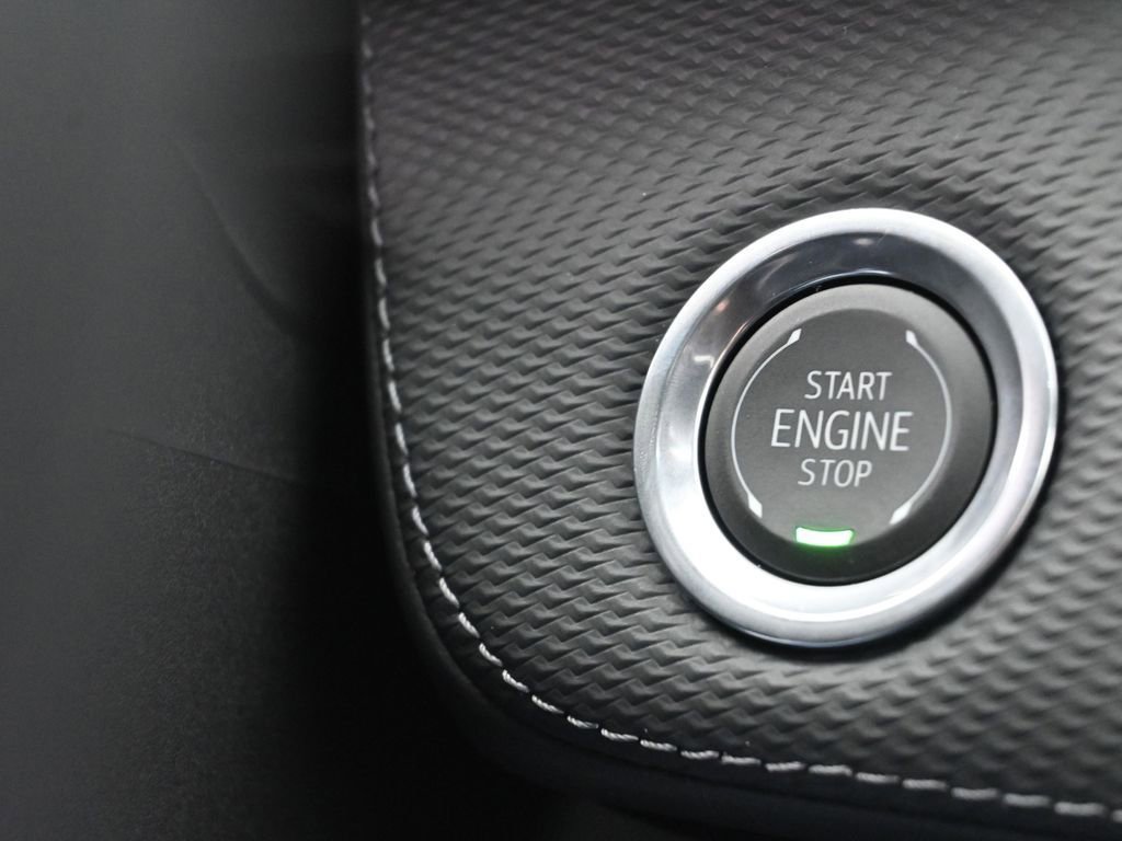 New 2026 Chevrolet Equinox LT w/ Convenience Package II image 18