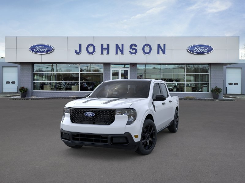 New 2026 Ford Maverick XLT w/ Equipment Group 301A AWD/4WD image 2