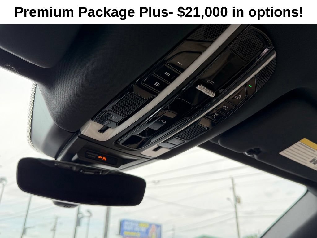 Used 2020 Porsche Cayenne E-Hybrid w/ Premium Plus Package AWD/4WD image 45