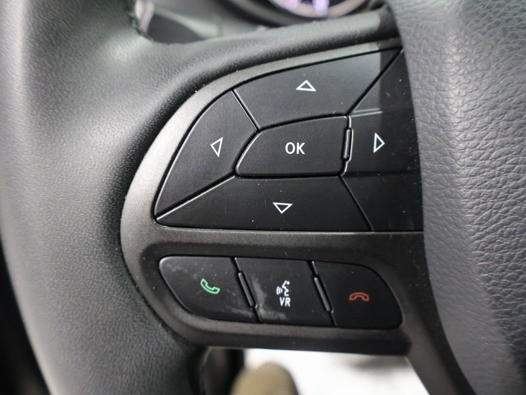 Used 2022 Jeep Cherokee Trailhawk w/ Comfort/Convenience Group image 35