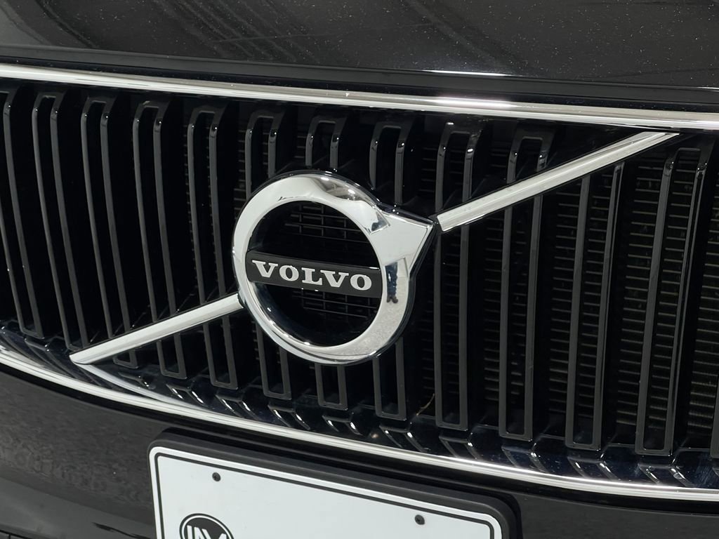 Used 2019 Volvo XC90 T5 Momentum w/ Protection Package Premier image 41