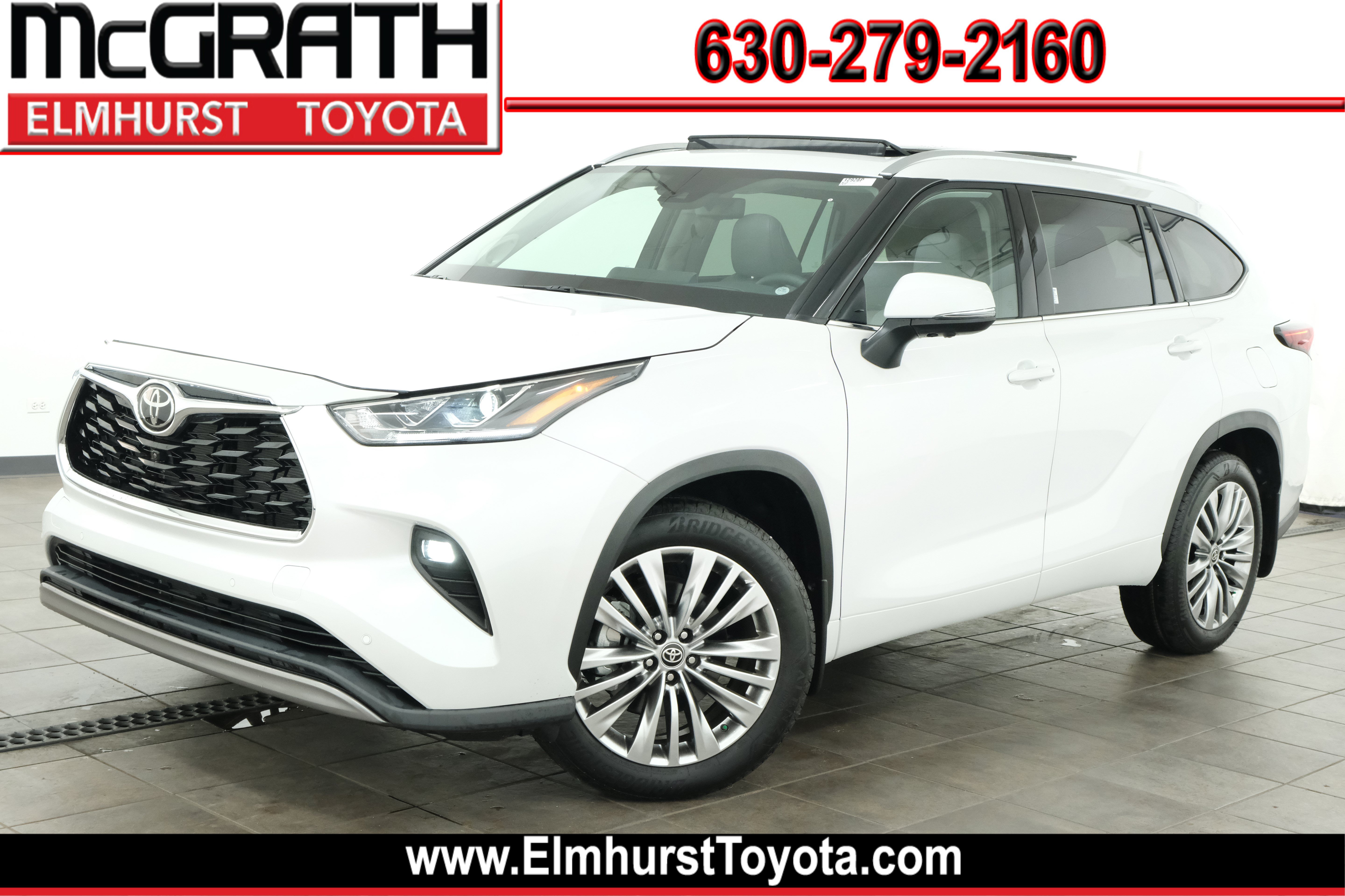 Certified 2026 Toyota Highlander Platinum AWD/4WD image 1