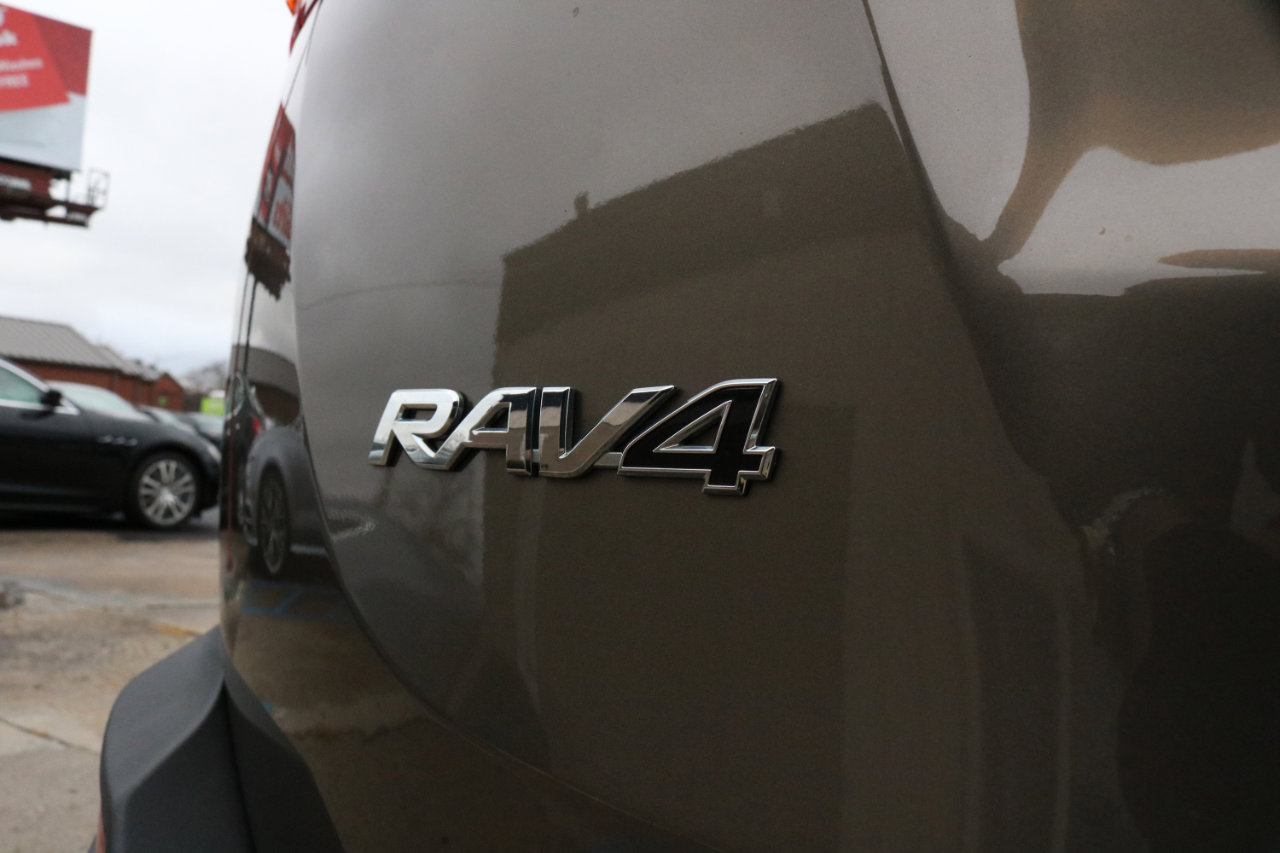 Used 2015 Toyota RAV4 XLE image 13