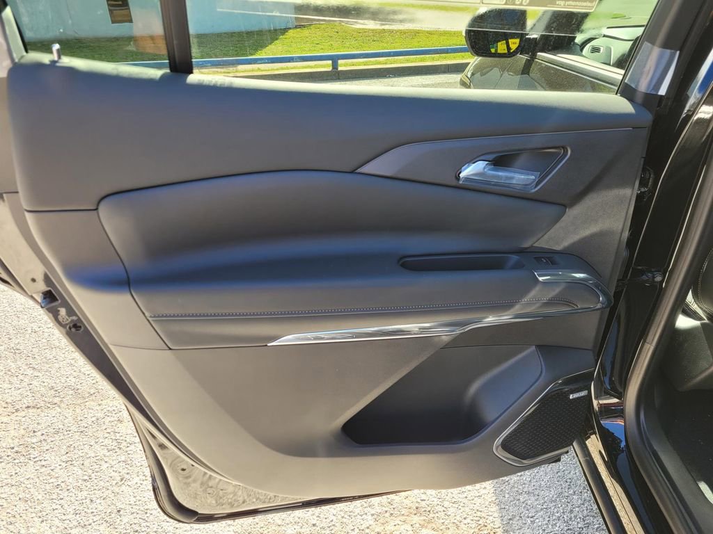 New 2026 Chevrolet Traverse High Country image 10