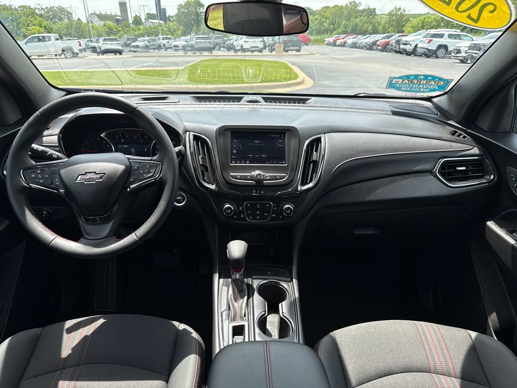 Certified 2023 Chevrolet Equinox RS FWD image 11