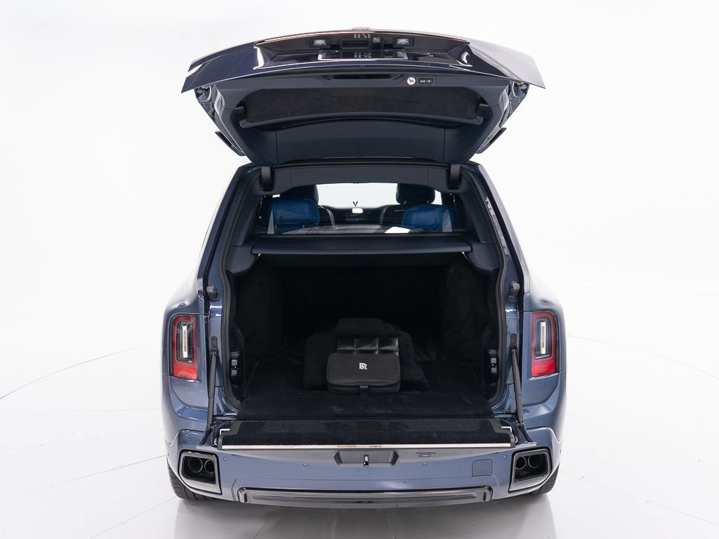 Certified 2025 Rolls-Royce Cullinan Black Badge AWD/4WD image 58