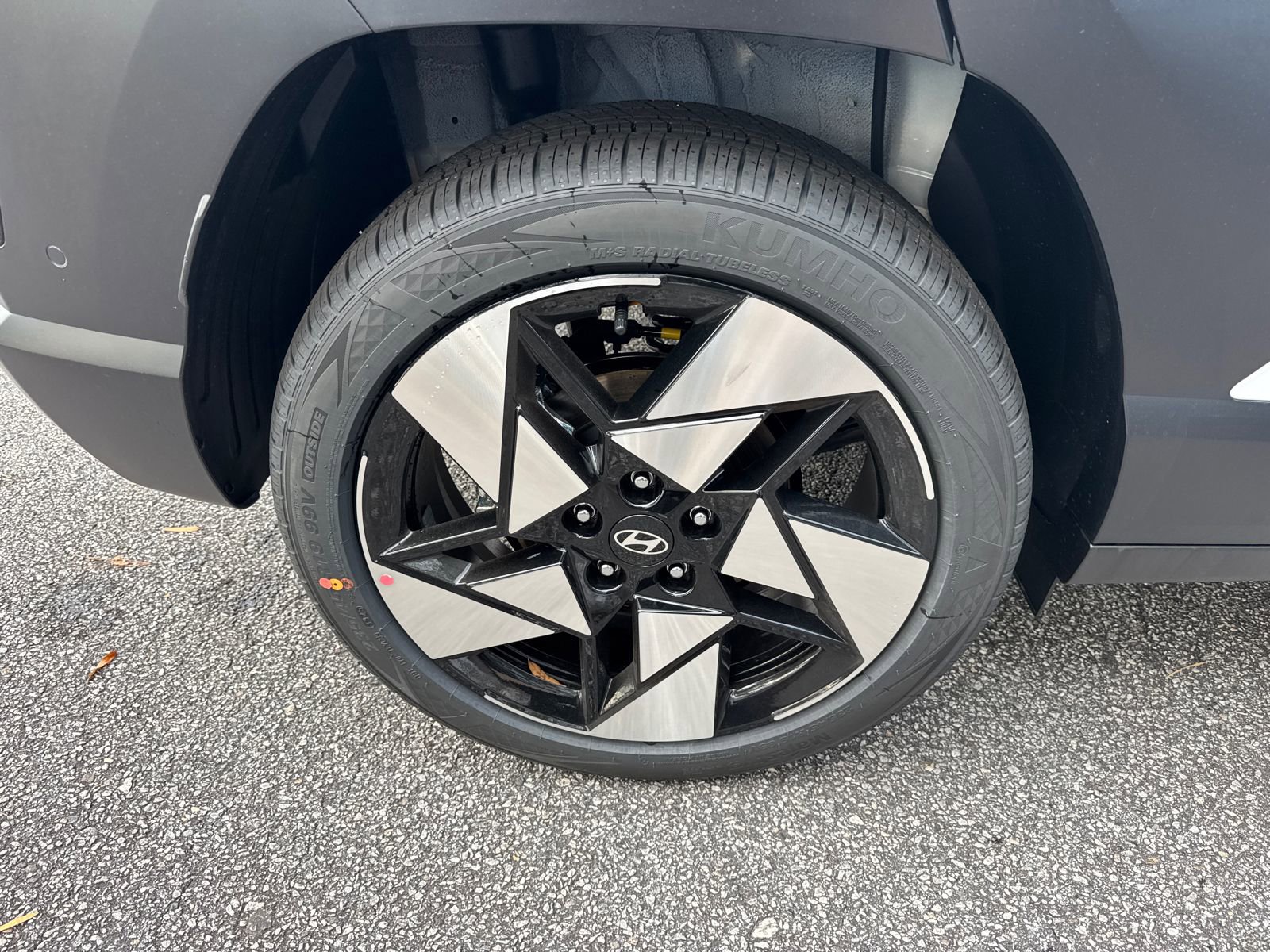 New 2026 Hyundai Kona Limited image 17