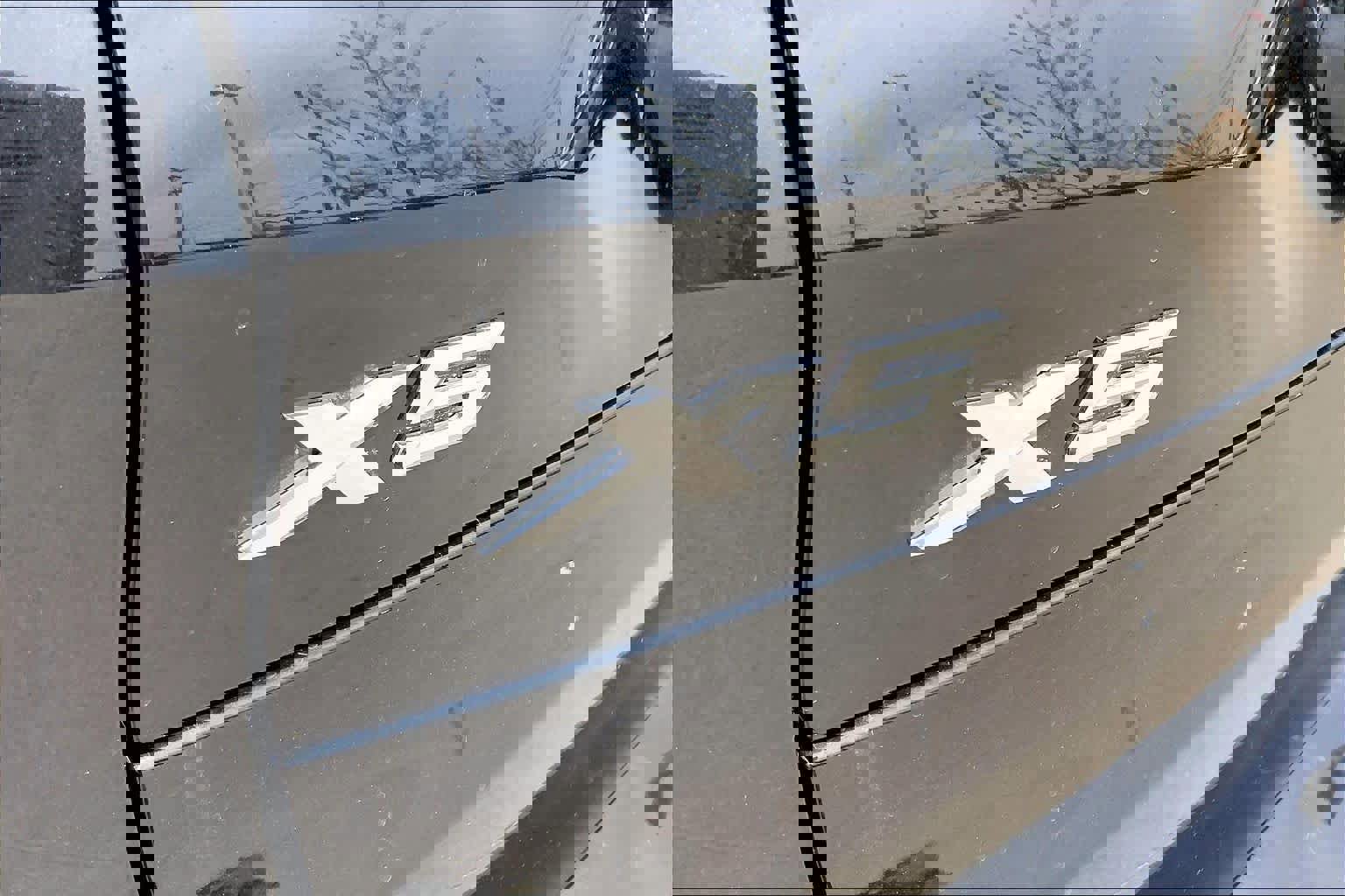 Used 2021 BMW X5 xDrive40i w/ M Sport Package image 29