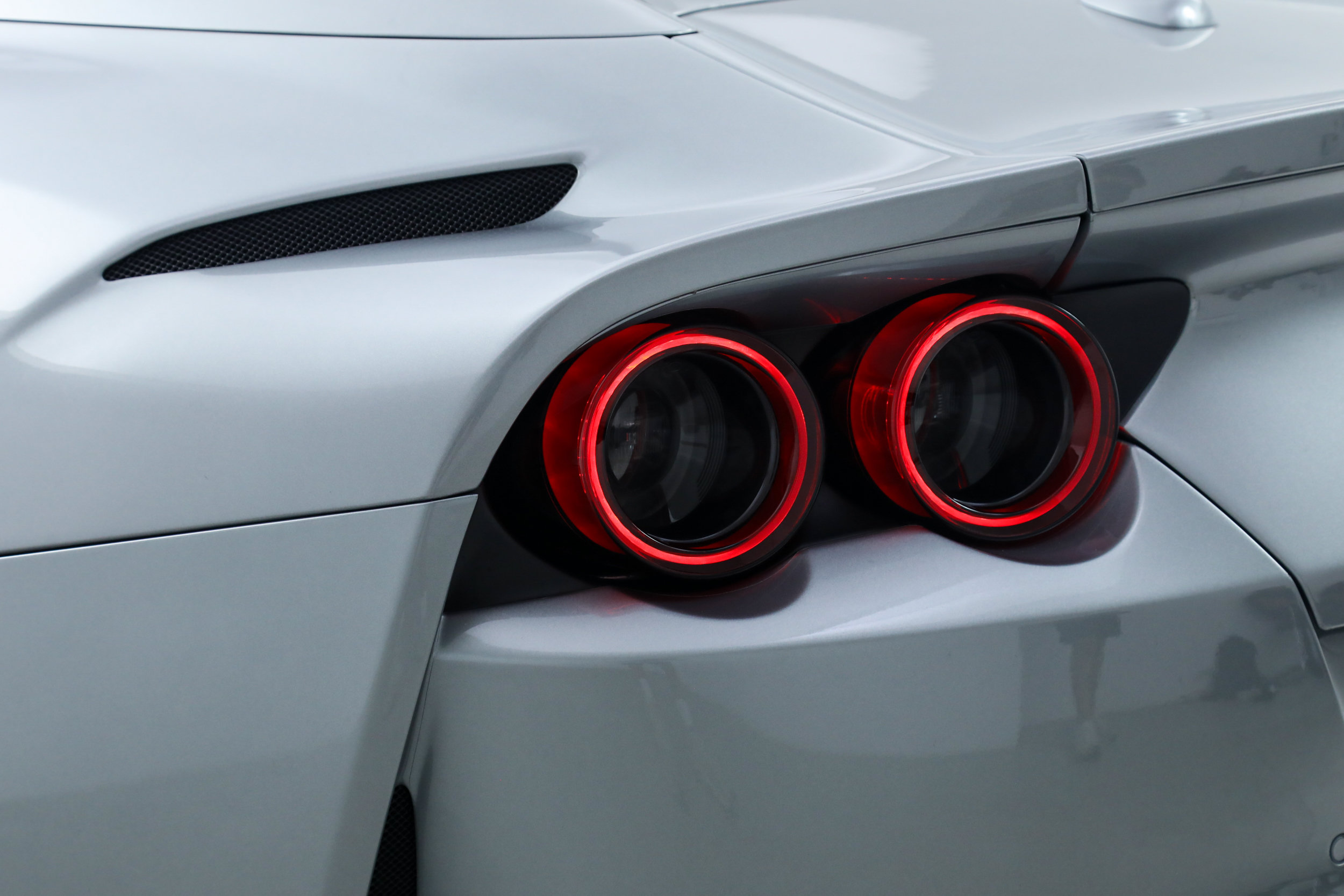 Certified 2023 Ferrari 812 GTS RWD image 18