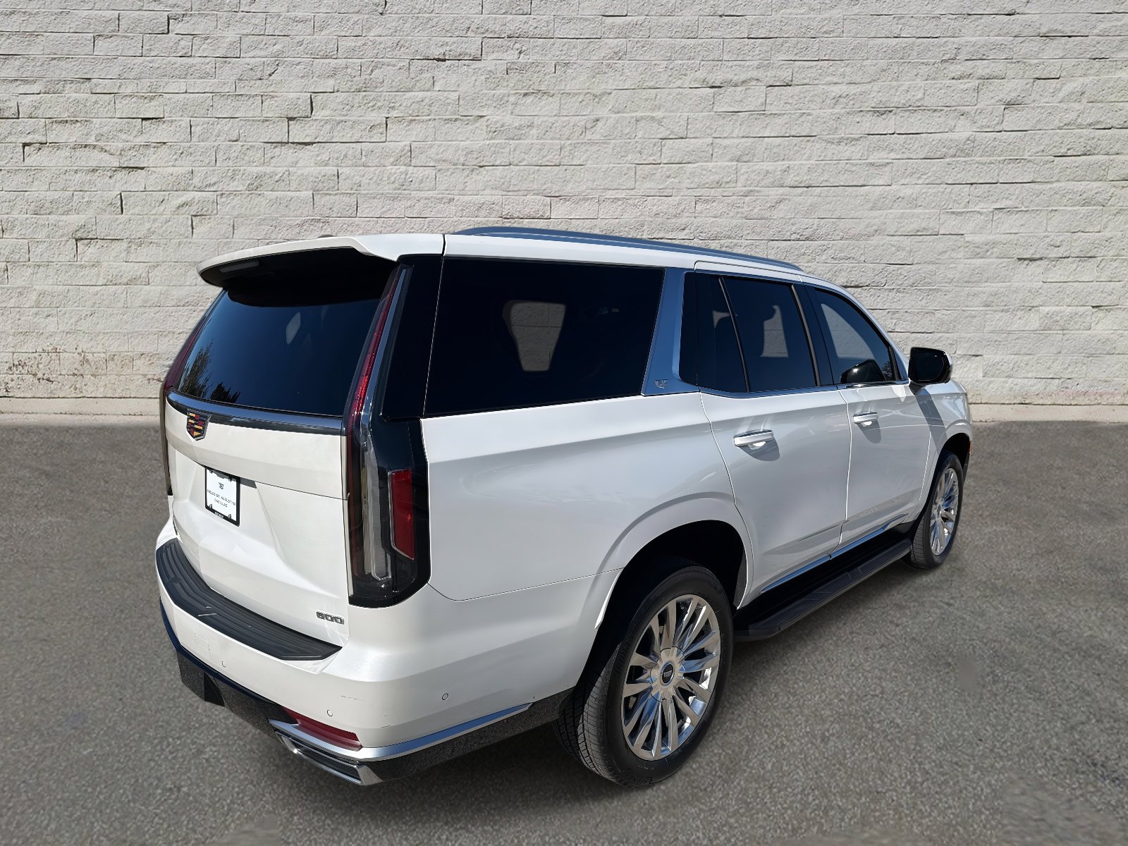 Used 2024 Cadillac Escalade Premium Luxury AWD/4WD image 4