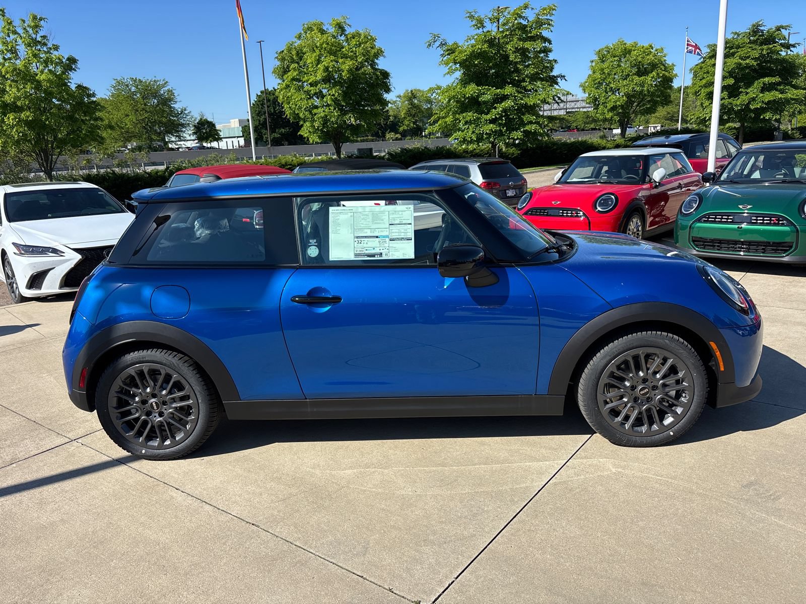 New 2026 MINI Cooper S FWD image 4