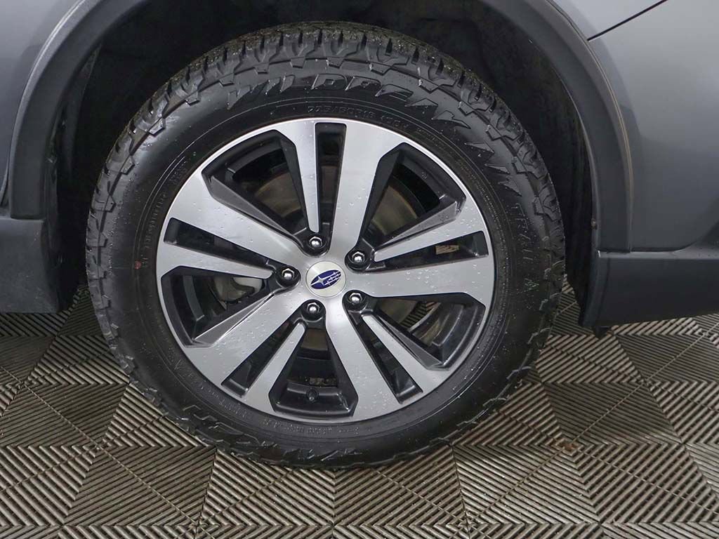 Used 2018 Subaru Outback 2.5i Limited AWD/4WD image 23