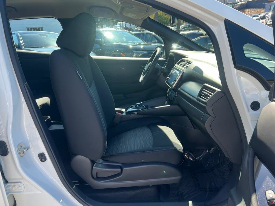 Used 2024 Nissan Leaf SV Plus image 33