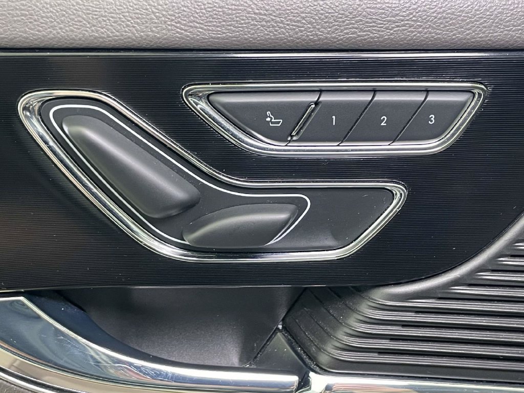 Used 2021 Lincoln Corsair AWD image 26