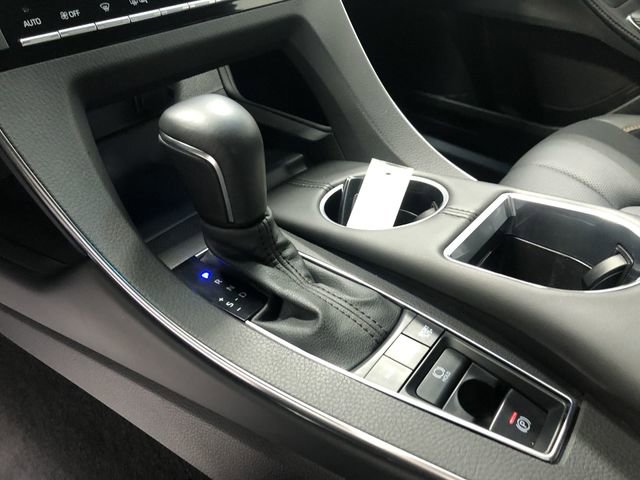 Used 2022 Toyota Avalon Touring w/ Advanced Safety Package image 26