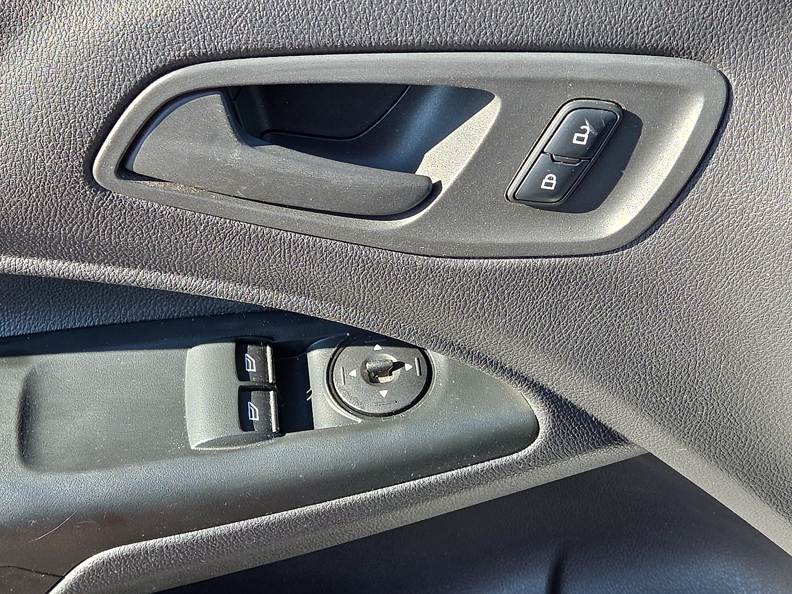 Used 2018 Ford Transit Connect XL image 11